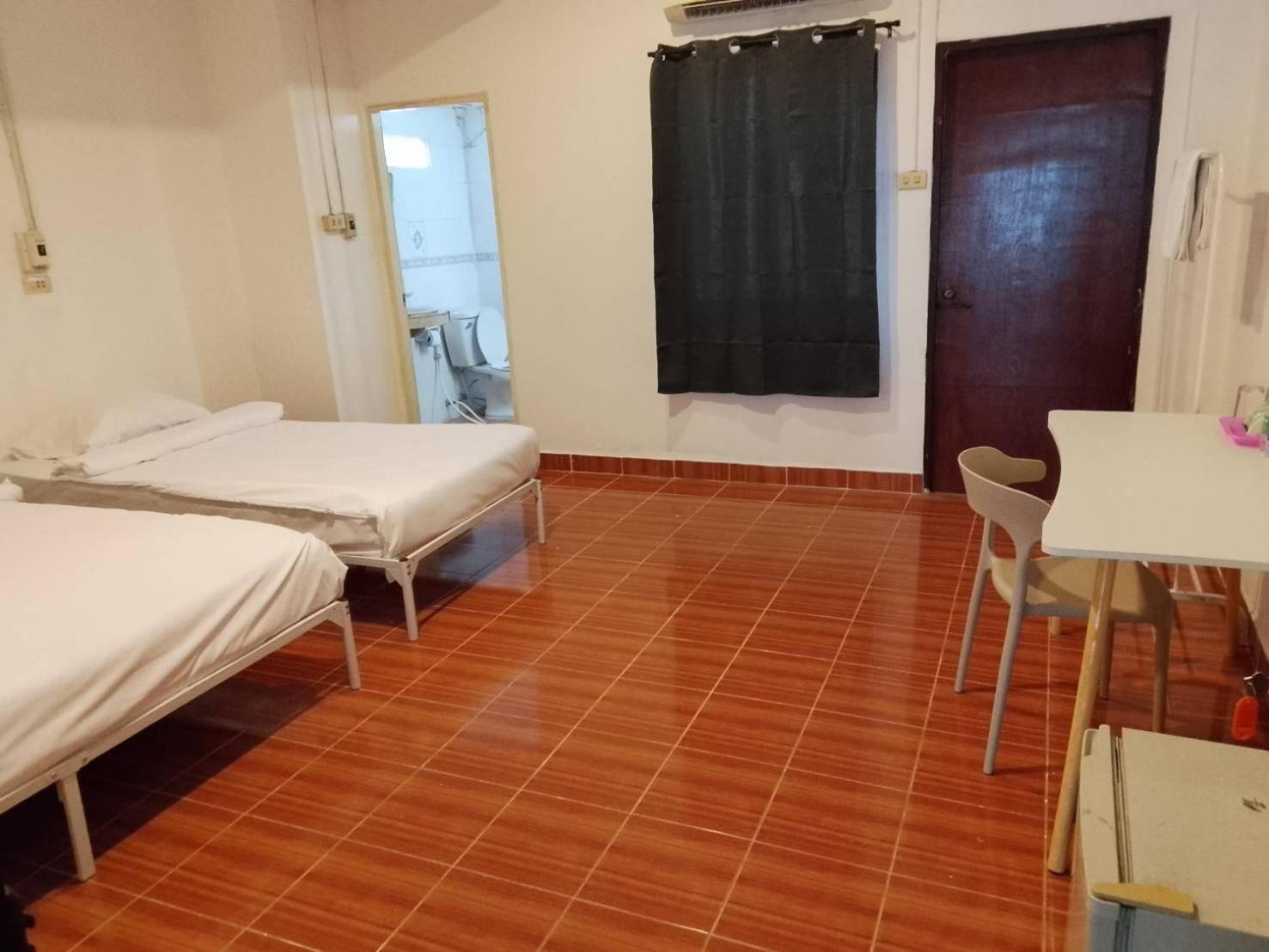 Go Inn Patong Beach Exterior photo